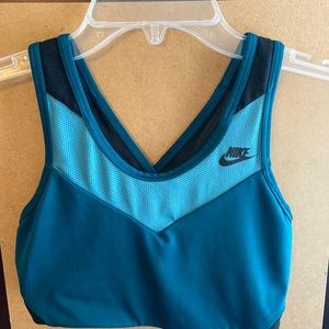 Nike sports bra S